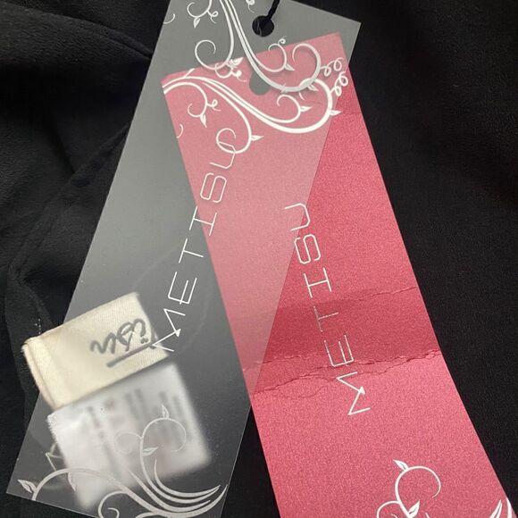 Metisu Burgandy Velvet Jewel Adorned Bodycon Dress - Picture 6 of 9